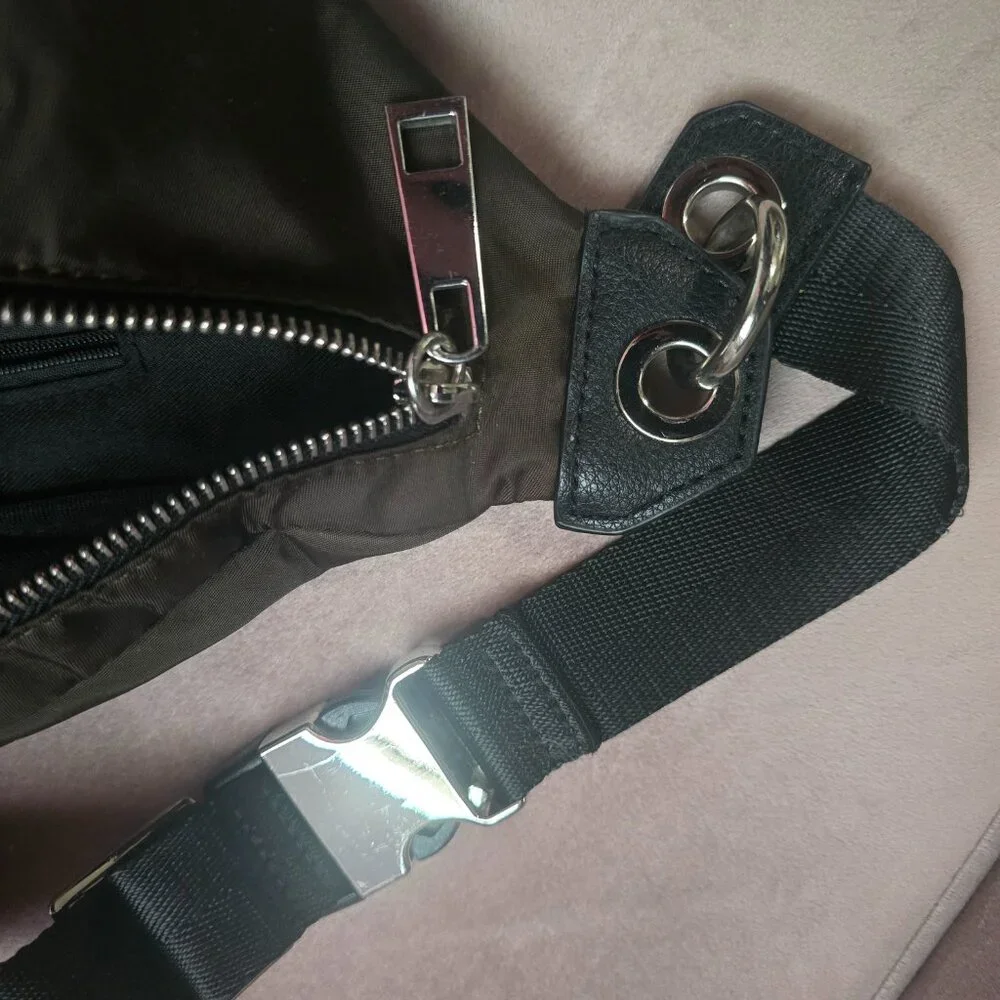 Zara Nylon Belt Bag Olive Green - Picture 2 of 7